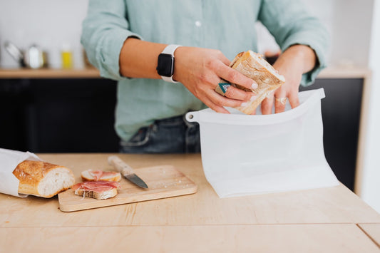 Why You Should Switch to Silicone Food Storage Reusable Bags Instead of Traditional Plastic Bags